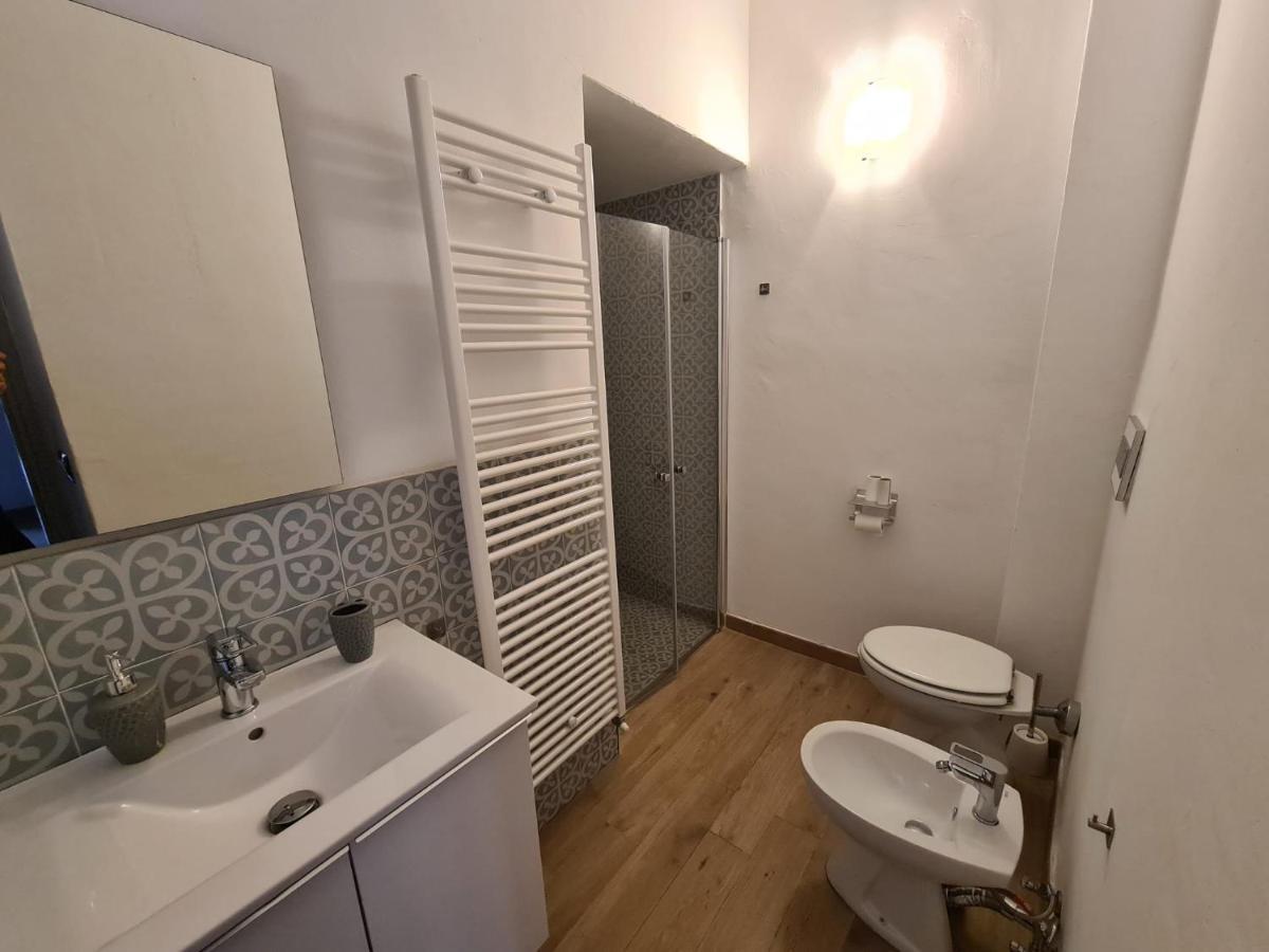 Le Stanze Di Alicam Panzió Arona Kültér fotó